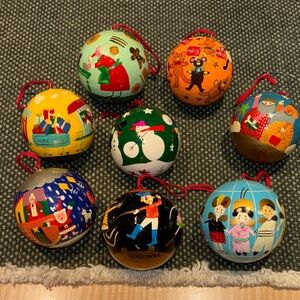 Macy’s Vintage Set of 8 Christmas Ornaments.